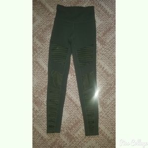 ALO Yoga Pants - Alo Moto green yoga leggings xs ALO Yoga Pants - Alo Moto green yoga leggings xs